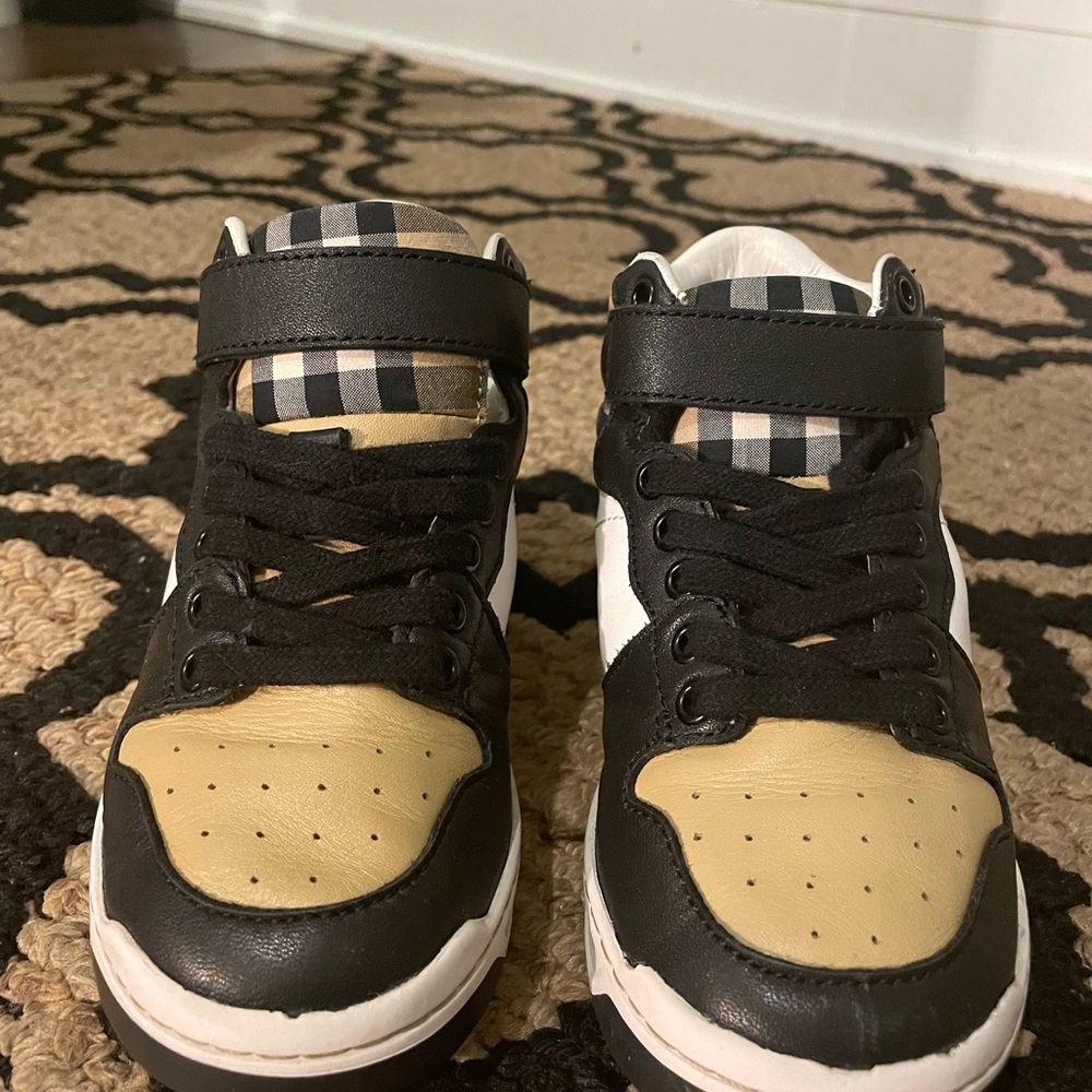 Burberry kids high top sneaker